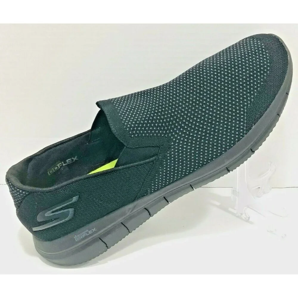 Skechers GO FLEX Knit Shoes Mens 13 GoGa Max Black Mesh Slip‎ On Walking